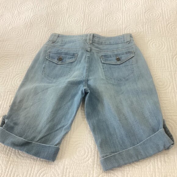 Vintage Bill Blass Casual Roll-Cuff Denim Shorts Size 8 - Picture 2 of 11